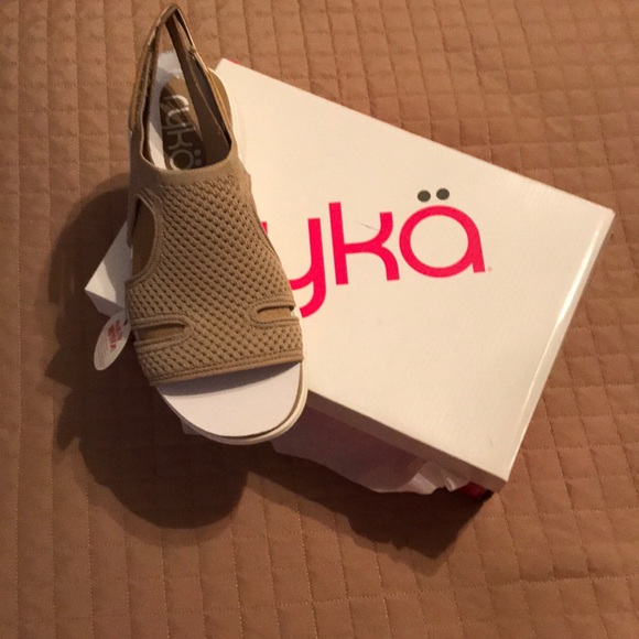 Tan Sandals - Picture 1 of 3